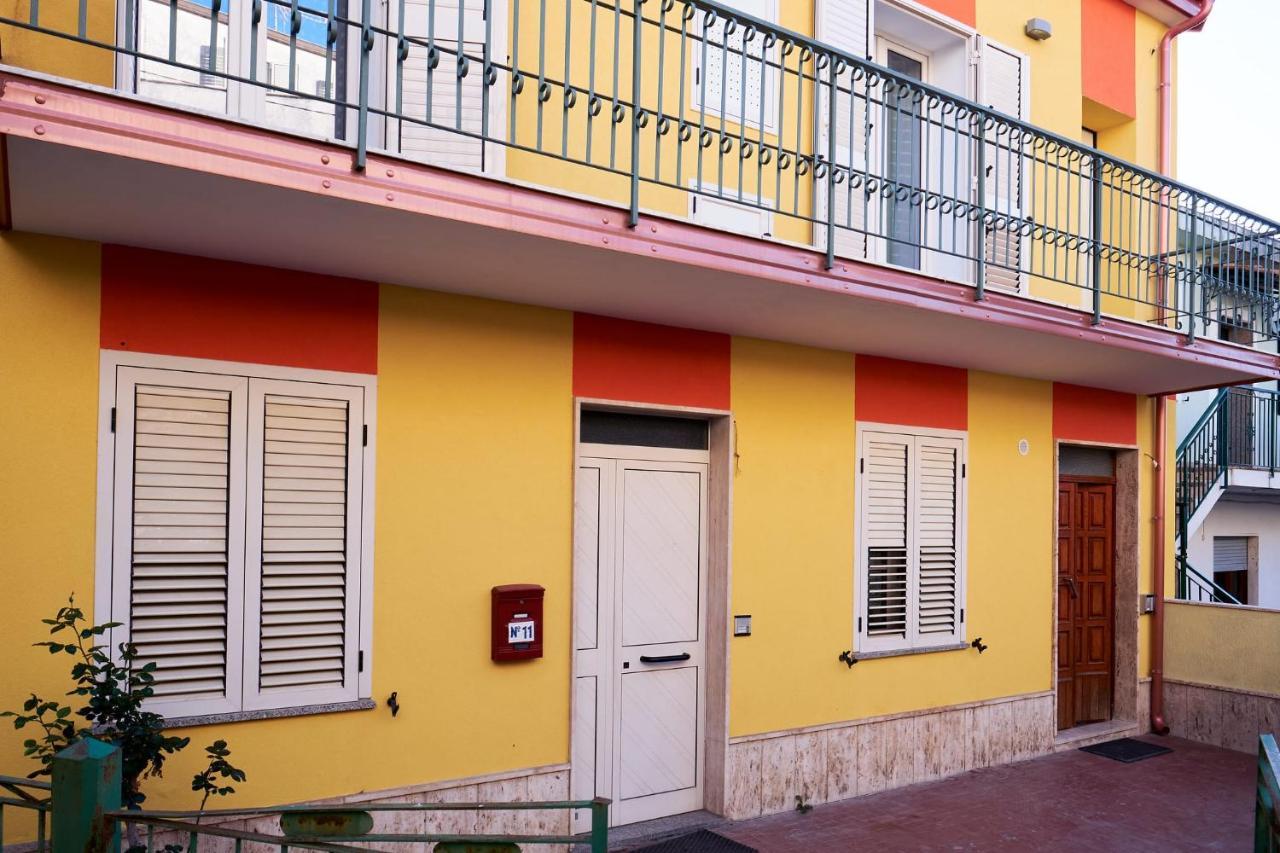 Bouganville House - Casa Vacanze Triparni Exterior foto